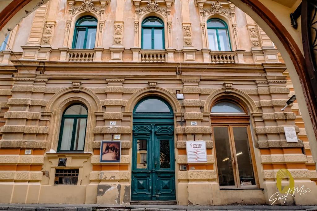 Saint Moor Suite #1 Pécs Kültér fotó